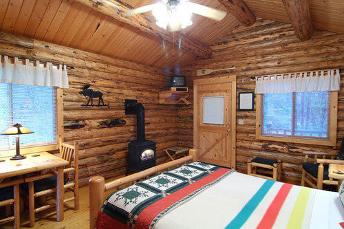 Silverwolf Log Chalets Coram Eksteriør bilde