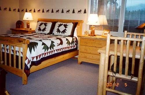 Silverwolf Log Chalets Coram Eksteriør bilde