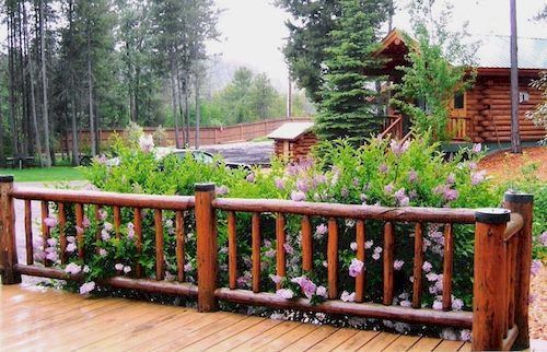 Silverwolf Log Chalets Coram Eksteriør bilde